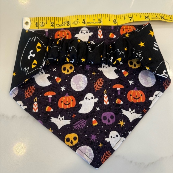 Halloween Themed Reversible Bandana with Ghosts, Pumpkins and Black cats - Picture 3 of 4